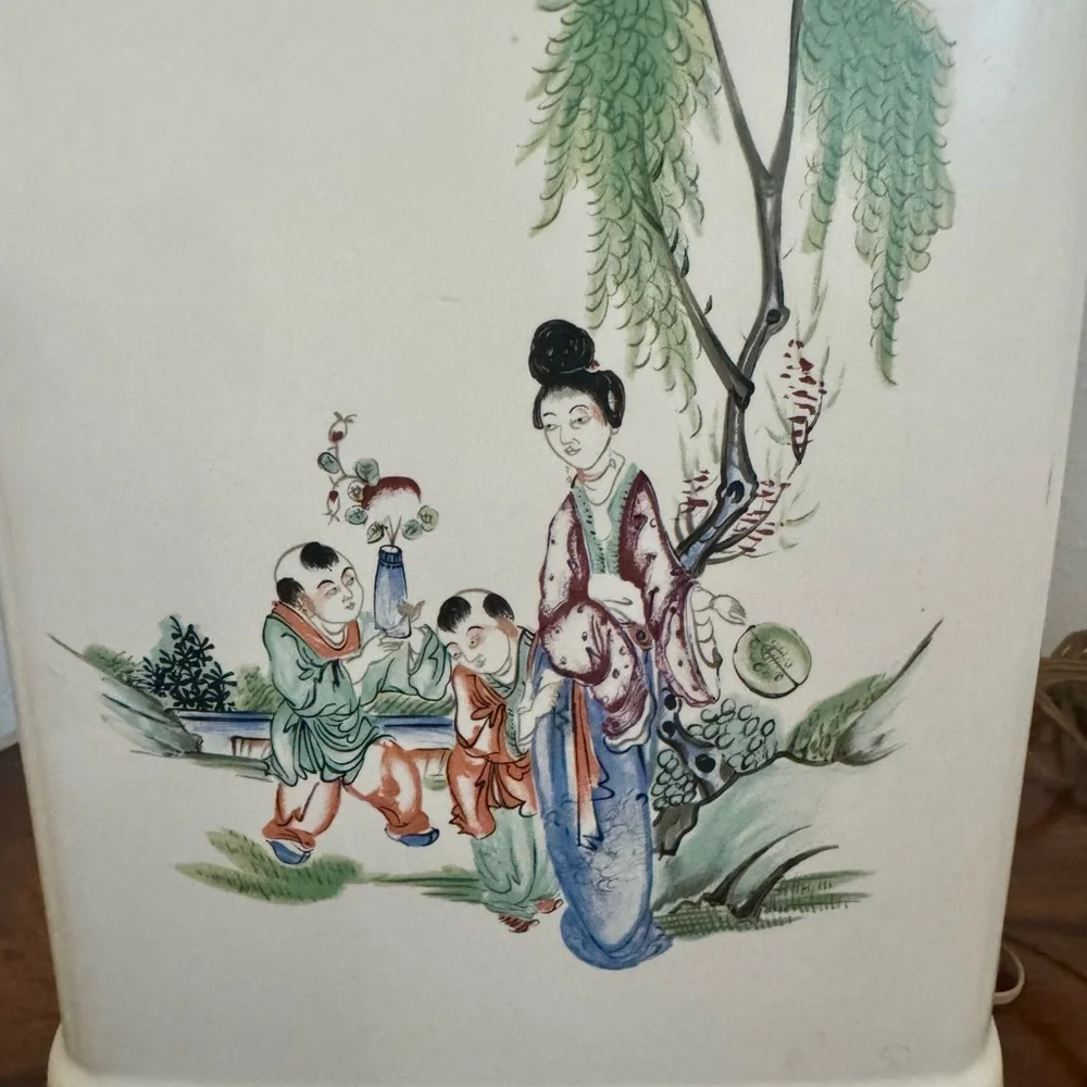 Vintage Hand Painted Porcelain Chinese Feng Cheng Table Lamp 26” - Picture 10 of 13